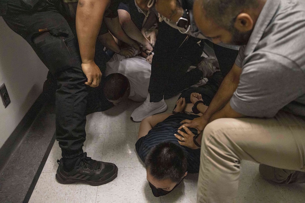 L'anno dell'ICE: l'agenzia di immigrazione degli Stati Uniti protagonista delle politiche di espulsione di Trump nel 2025