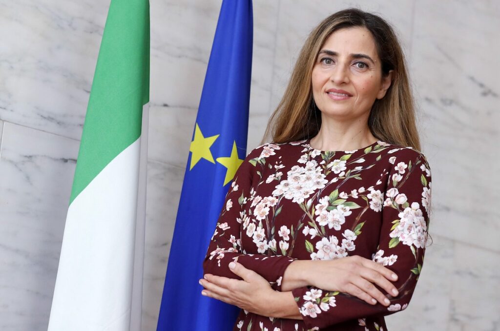 L'Iran convoca l'ambasciatrice italiana dopo la proposta di Tajani di designare i Guardiani della rivoluzione come terroristi