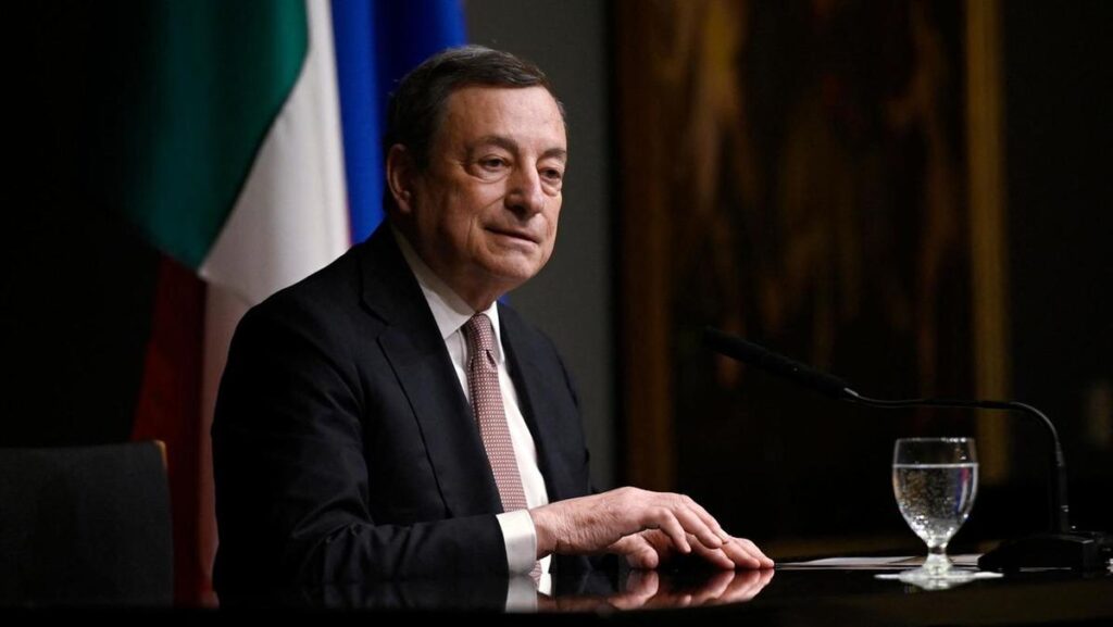 Mario Draghi riceve il premio Carlo Magno 2026 per il suo contributo all'unità europea