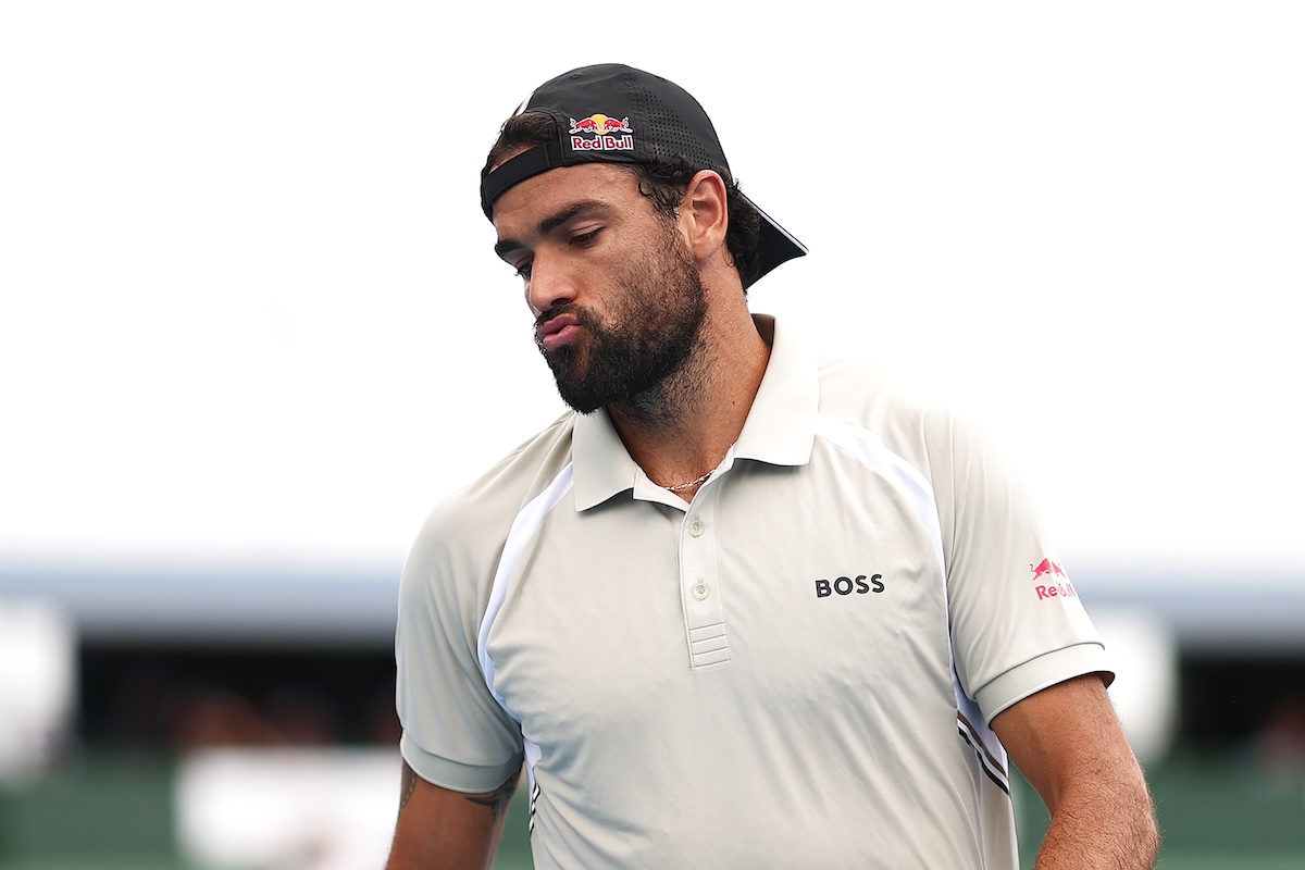Matteo Berrettini si ritira dagli Australian Open a causa di un infortunio agli addominali