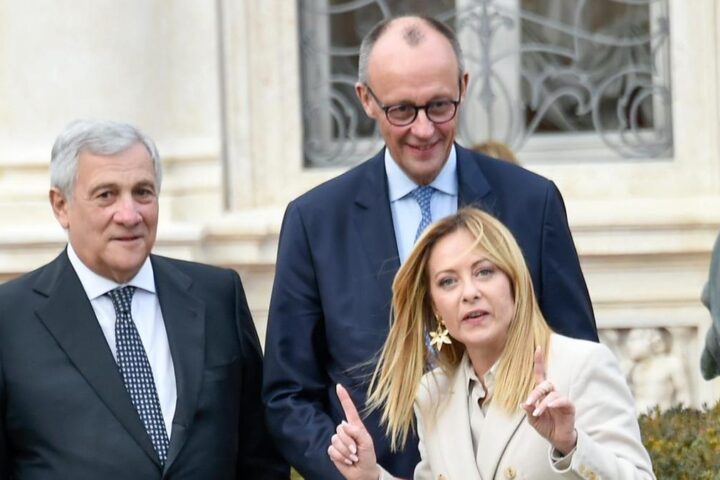 Meloni e Merz siglano un'alleanza strategica per ridefinire gli equilibri europei