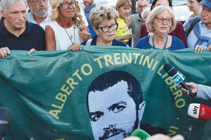 Meloni: "Legittimo il raid degli Stati Uniti in Venezuela"