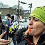 Minneapolis: volontari protestano contro le pratiche violente dell'Ice