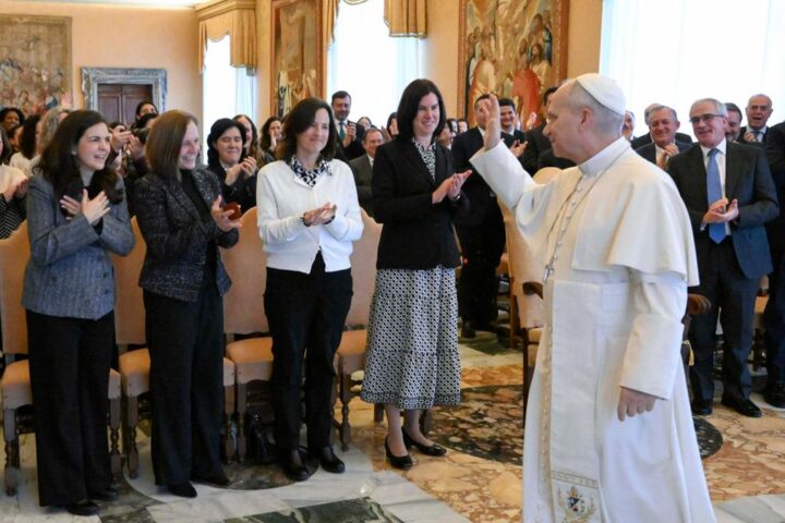 Papa Leone XIV scelto una mansarda nel Palazzo Apostolico, un segno di sobrietà e vicinanza alla Chiesa