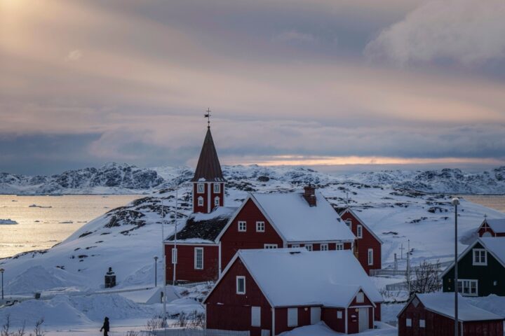 Riunione di emergenza dell'Ue dopo le minacce di dazi di Trump sulla Groenlandia