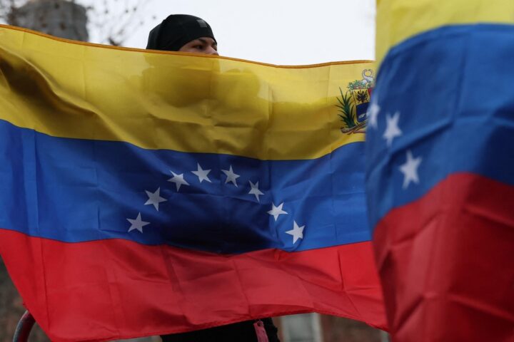 Sparatoria a Caracas vicino a Palazzo di Miraflores, distruzione causata da fraintendimenti tra agenti di sicurezza