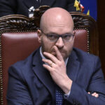 Tremori alla Camera per la conferenza stampa sulla remigrazione con Casapound, Fontana la definisce inopportuna