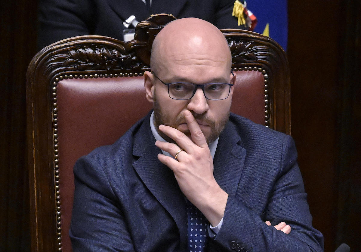 Tremori alla Camera per la conferenza stampa sulla remigrazione con Casapound, Fontana la definisce inopportuna