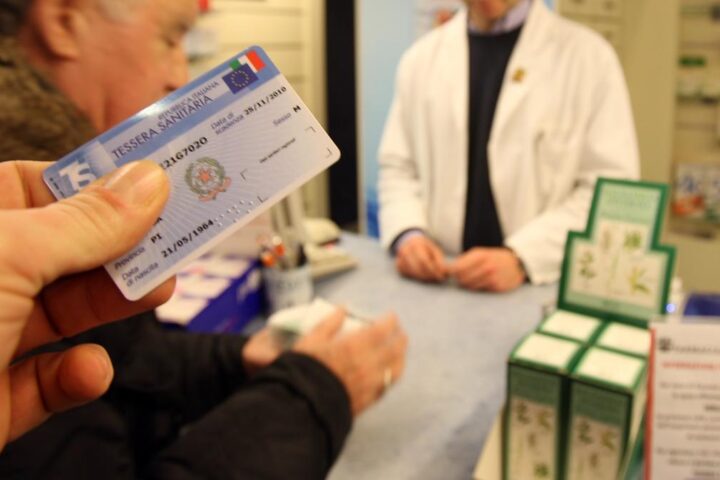 Truffa via email sul rinnovo della tessera sanitaria: la guida per difendersi
