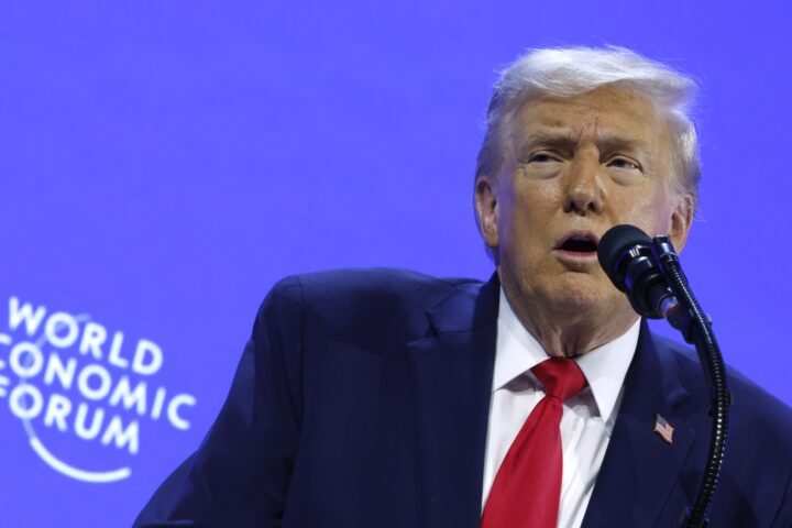 Trump a Davos: nessun attacco alla Groenlandia, ma apertura al dialogo con la Nato