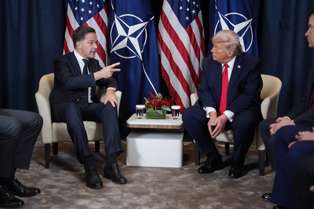 Trump attenua le minacce sulla Groenlandia dopo accordo con la NATO