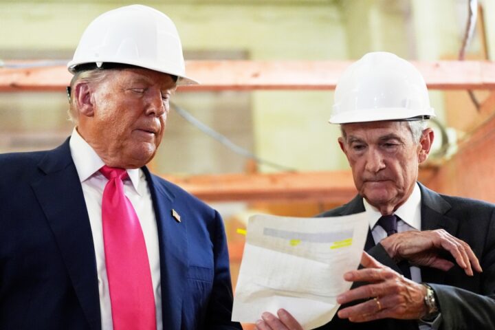 Trump critica Powell, sostenendo che sarebbe stato meglio avere Draghi alla Fed