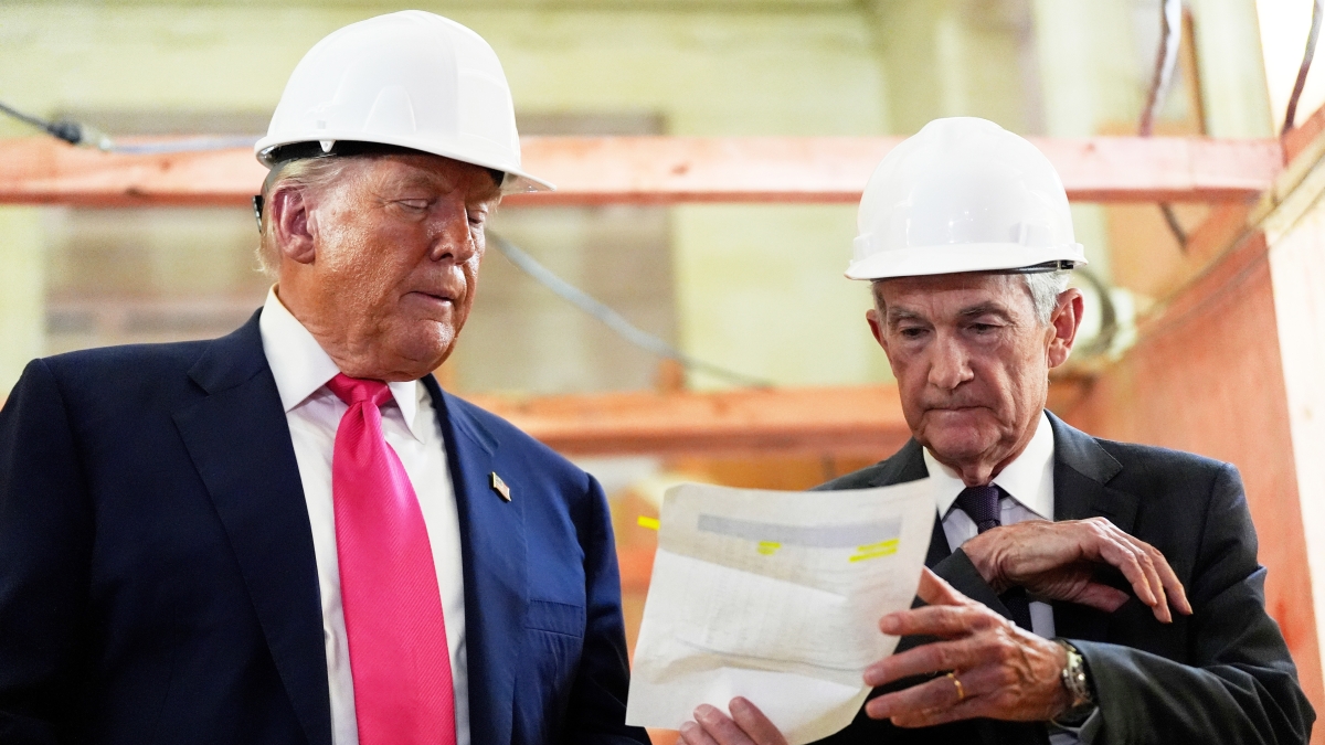 Trump critica Powell, sostenendo che sarebbe stato meglio avere Draghi alla Fed