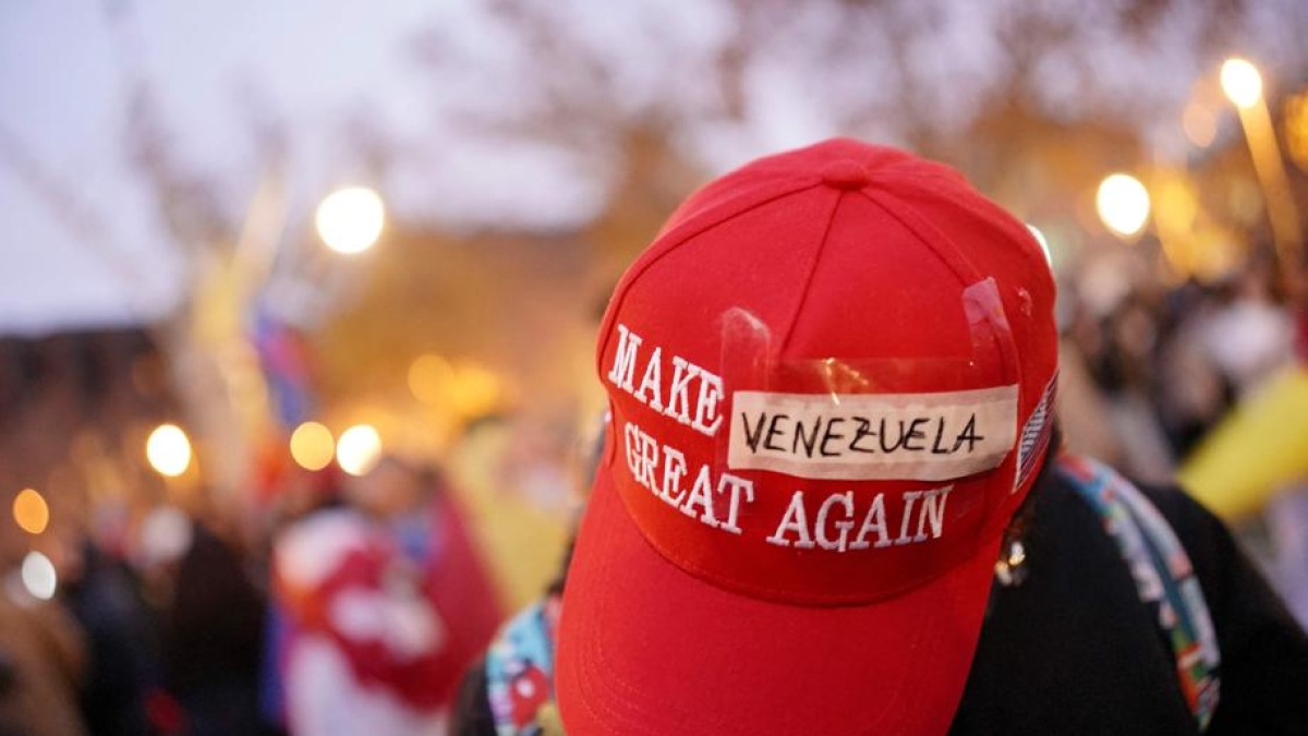 Trump e Groenlandia: l'urgenza di un territorio circondato da flotta russa e cinese