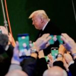 Trump fa causa a JPMorgan per cinque miliardi di dollari, accusando motivi politici nella chiusura dei conti