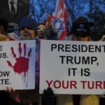 Trump minaccia dazi del 25 per cento per chi commercia con l'Iran