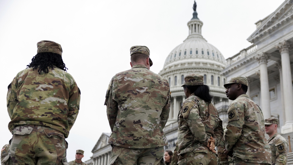 Trump minaccia di invocare l'Insurrection act per schierare l'esercito a Minneapolis