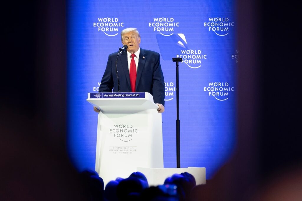 Trump: nessuna intenzione di conquistare la Groenlandia con la forza, ma negoziati attesi con la Danimarca