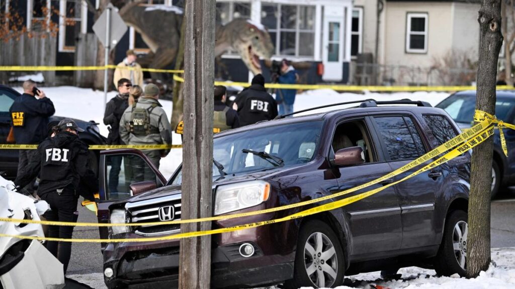 Un agente dell'Ice uccide una donna a Minneapolis durante un'operazione anti-immigrazione