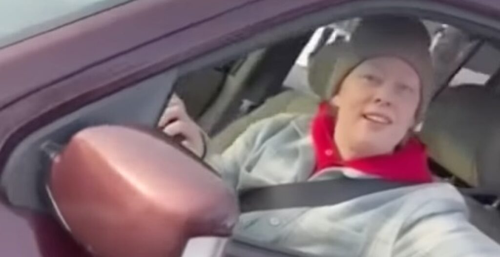 Un video dell’agente dell’ICE mostra l’uccisione di Renee Nicole Good a Minneapolis