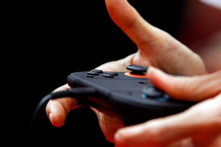 Undicenne uccide il padre negli Stati Uniti: il dramma scaturisce da un litigio per la Nintendo Switch