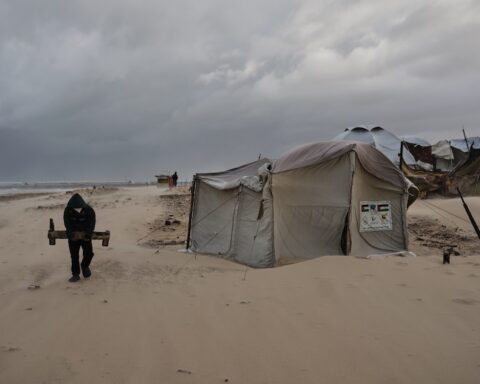 Vita a Gaza tre mesi dopo l'inizio del cessate il fuoco: condizioni precarie e incertezze nella ricostruzione