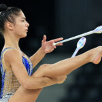 La federazione internazionale di ginnastica riammette atleti russi e apre un caso politico-sportivo