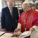 Alberto e Charlène di Monaco accoglieranno il papa Leone XIV il 28 marzo
