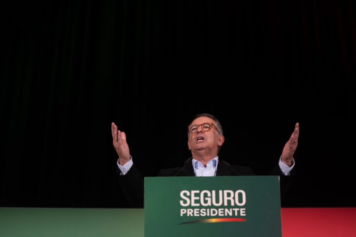 António José Seguro vince le elezioni presidenziali in Portogallo con il 67% dei voti