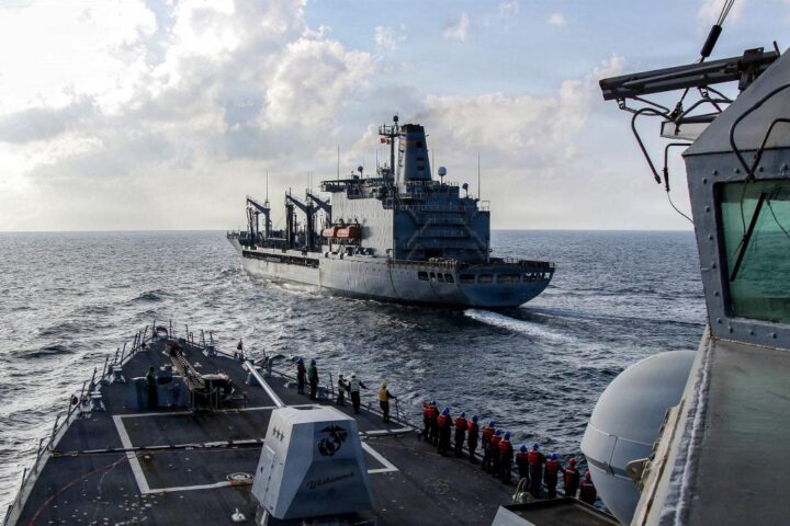 Attacco coordinato Usa-Israele all'Iran: obiettivi, risposta di Teheran e strategia militare