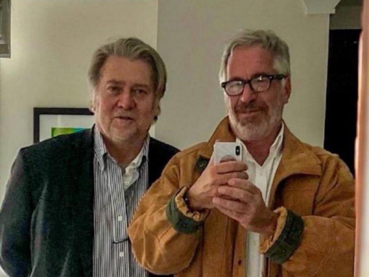 Bannon scrive a Epstein: «Faremo cadere Papa Francesco»