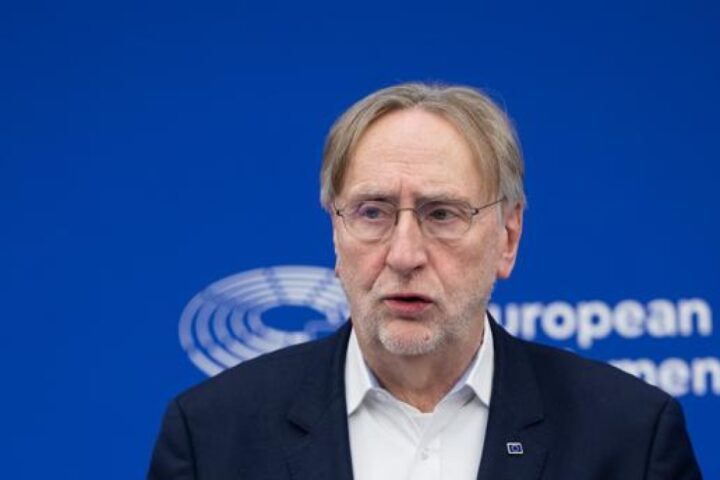 Bernd Lange: «La stabilità è fondamentale, ma Washington continua a violare gli accordi»