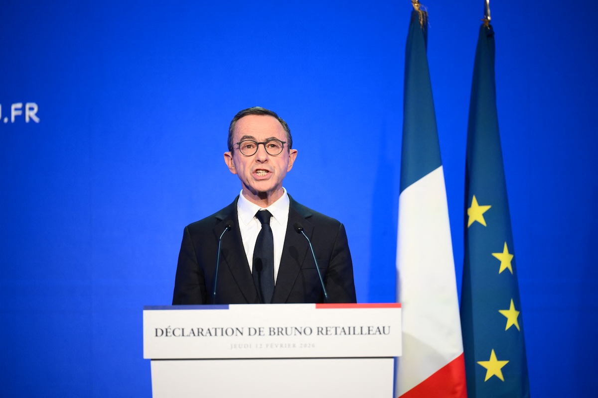 Bruno Retailleau annuncia la sua candidatura alle presidenziali francesi del 2027