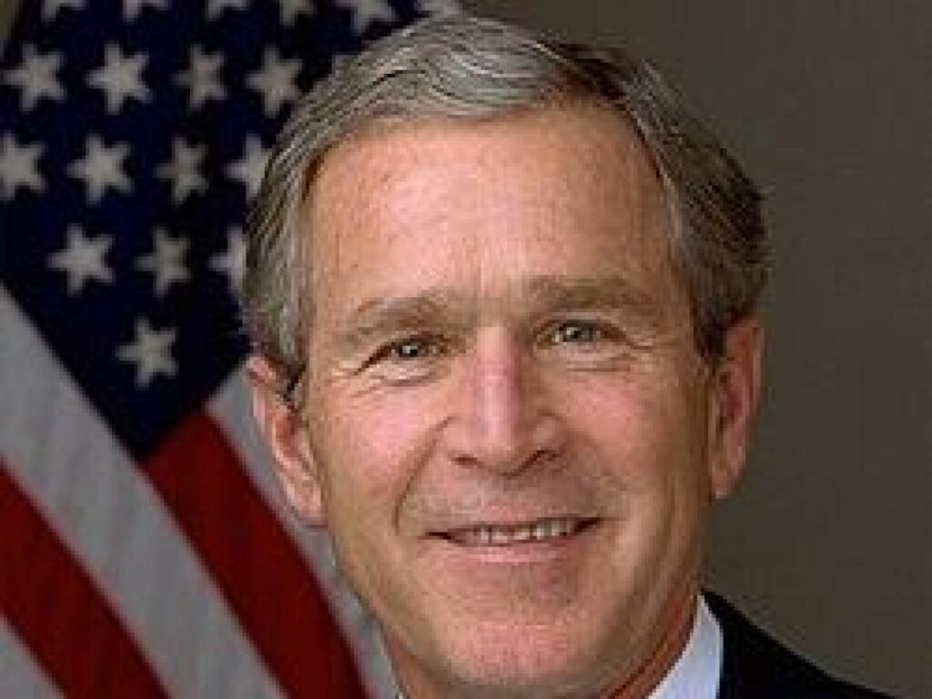 Bush celebra George Washington: «No alle monarchie» e avvia l'iniziativa per il 250° anniversario USA