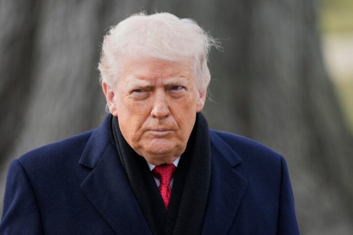 Camera Usa approva blocco dei dazi al Canada, sei deputati repubblicani si oppongono a Trump