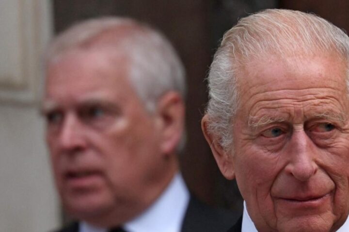 Carlo sapeva dei legami finanziari di Andrea nel 2019 ma non intervenne