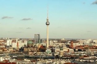 Cooperazione allo sviluppo e settore agricolo al centro della missione del vice ministro Cirielli a Berlino