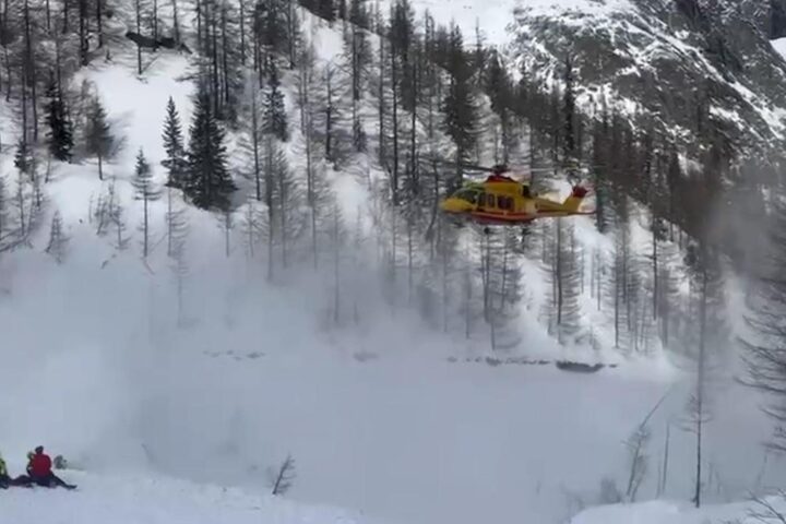 Courmayeur, morto il terzo sciatore francese travolto dalla valanga: aveva 35 anni