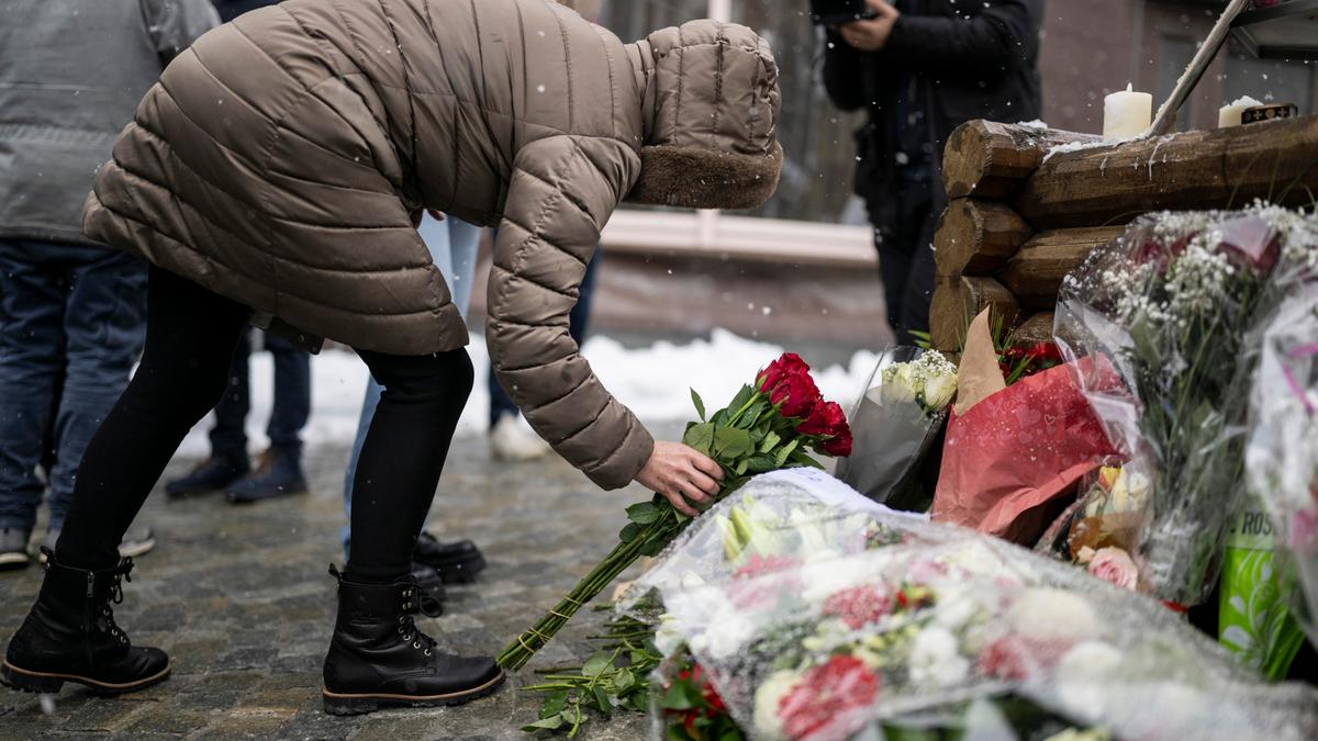 Crans-Montana, il buttafuori: “Le porte di sicurezza del bar Le Constellation dovevano rimanere chiuse”