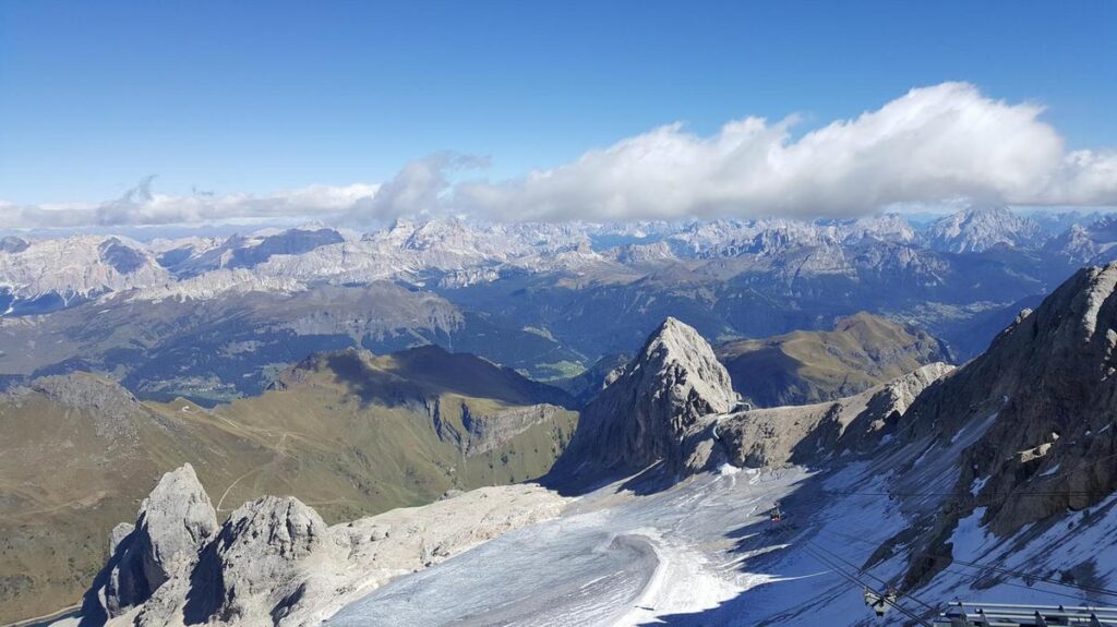 Crollo dell'arco dell'amore a Melendugno: il maltempo devasta le bellezze naturali d'Italia