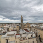 Crollo di una palazzina ad Adelfia: due anziani trovati morti sotto le macerie