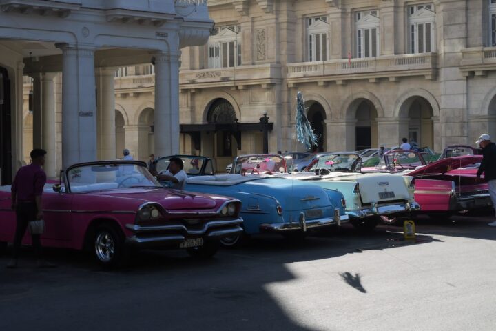 Cuba in crisi di approvvigionamento di carburante: alternative per spostarsi sull'isola