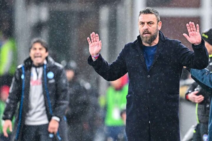 Daniele de Rossi deluso dopo la sconfitta del Genoa contro il Napoli: "Il calcio che giocavamo non esiste più"