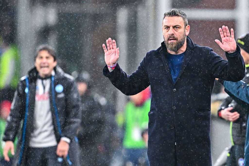 Daniele de Rossi deluso dopo la sconfitta del Genoa contro il Napoli: "Il calcio che giocavamo non esiste più"