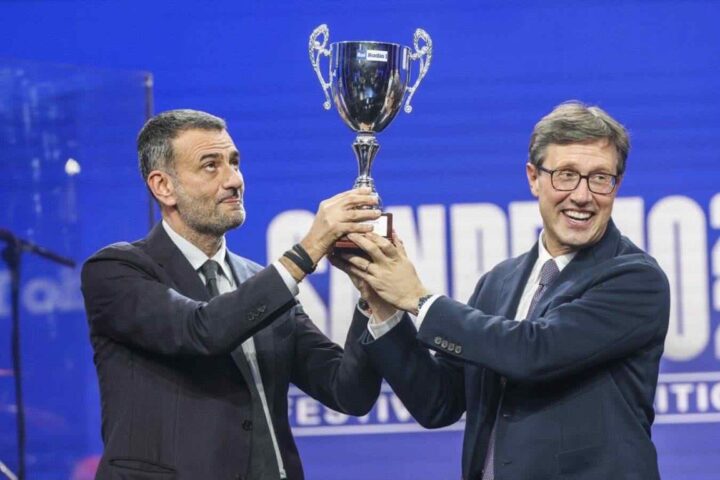 Decaro e Nardella vincono il festival "Un Sanremo da Pecora", sconfitti Malan e Gasparri