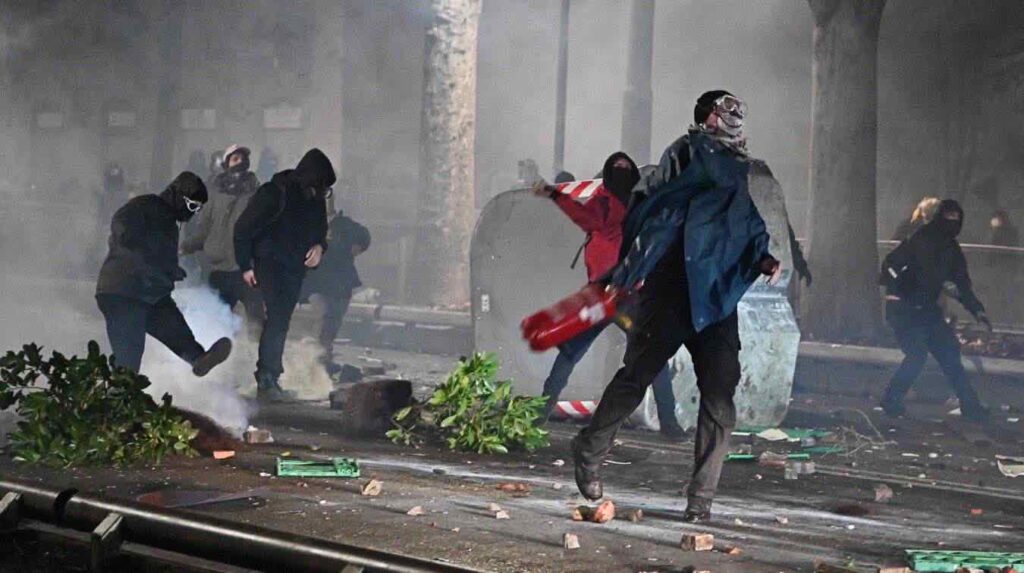 Decreto sicurezza: eliminato l'obbligo di registrazione per l'acquisto di coltelli