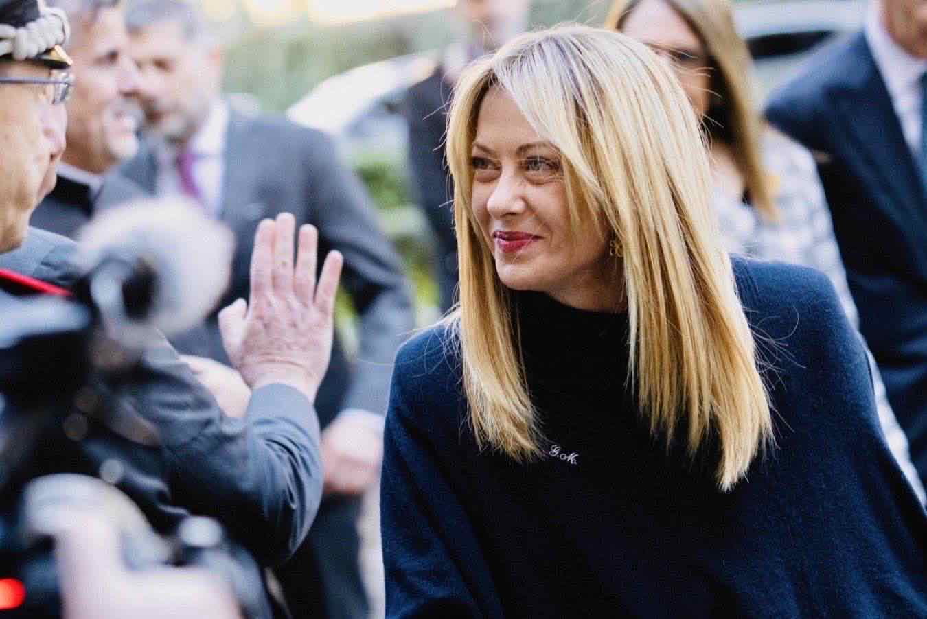 Giorgia Meloni valuta la partecipazione alla prima serata del Festival di Sanremo