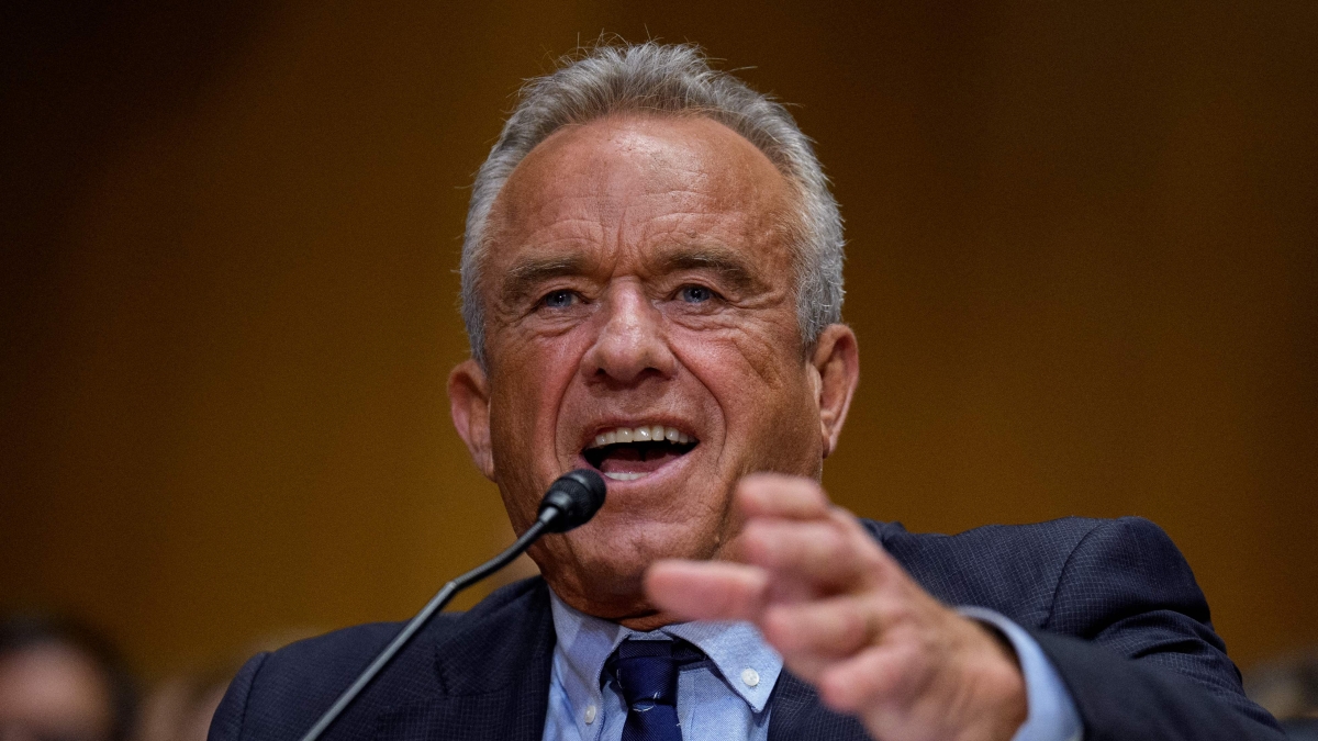 Gite di Epstein e Kennedy Jr. tra fossili e controversie legate alla raccolta di reperti