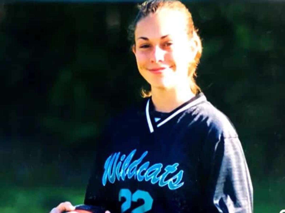 Haley Robson: «Avevo 16 anni quando Epstein abusò di me, e Trump è coinvolto»