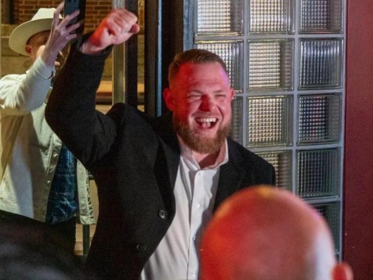 I democratici vincono in Texas: Taylor Rehmet eletto nel distretto di Fort Worth, allerta tra i repubblicani